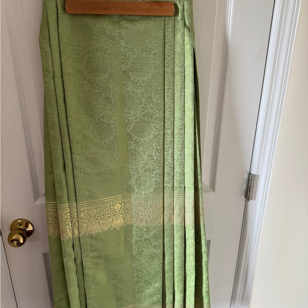 Elegant Green Hanfu Pleated Skirt